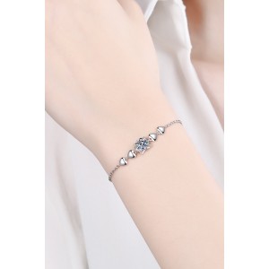 1 Carat Moissanite Heart Bracelet 1 Carat Moissanite Heart Bracelet