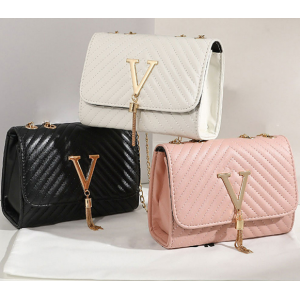 Tassel Clutch And Chain Purse