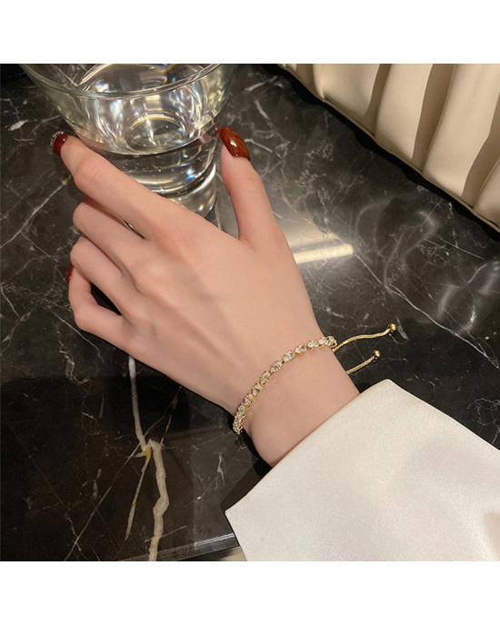 Sparkly Adjustable Rhinestone Beauty Bracelet Sparkly Adjustable Rhinestone Beauty Bracelet