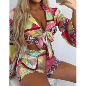 Women's Street Painting Crop Top Blouse Shorts Set Women's Street Painting Crop Top Blouse Shorts Set